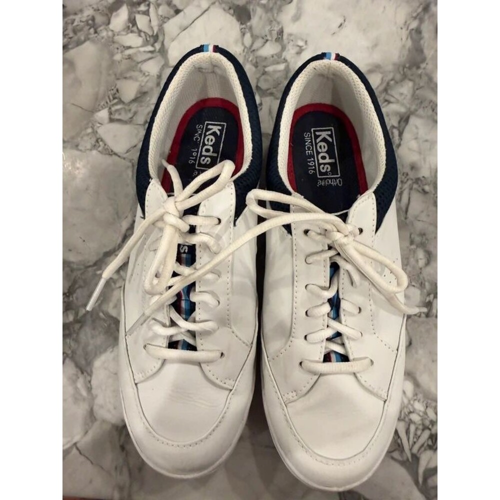 Keds Women’s 7.5 White Leather Navy Mesh Ortholite Lace Up Sneakers NWOB